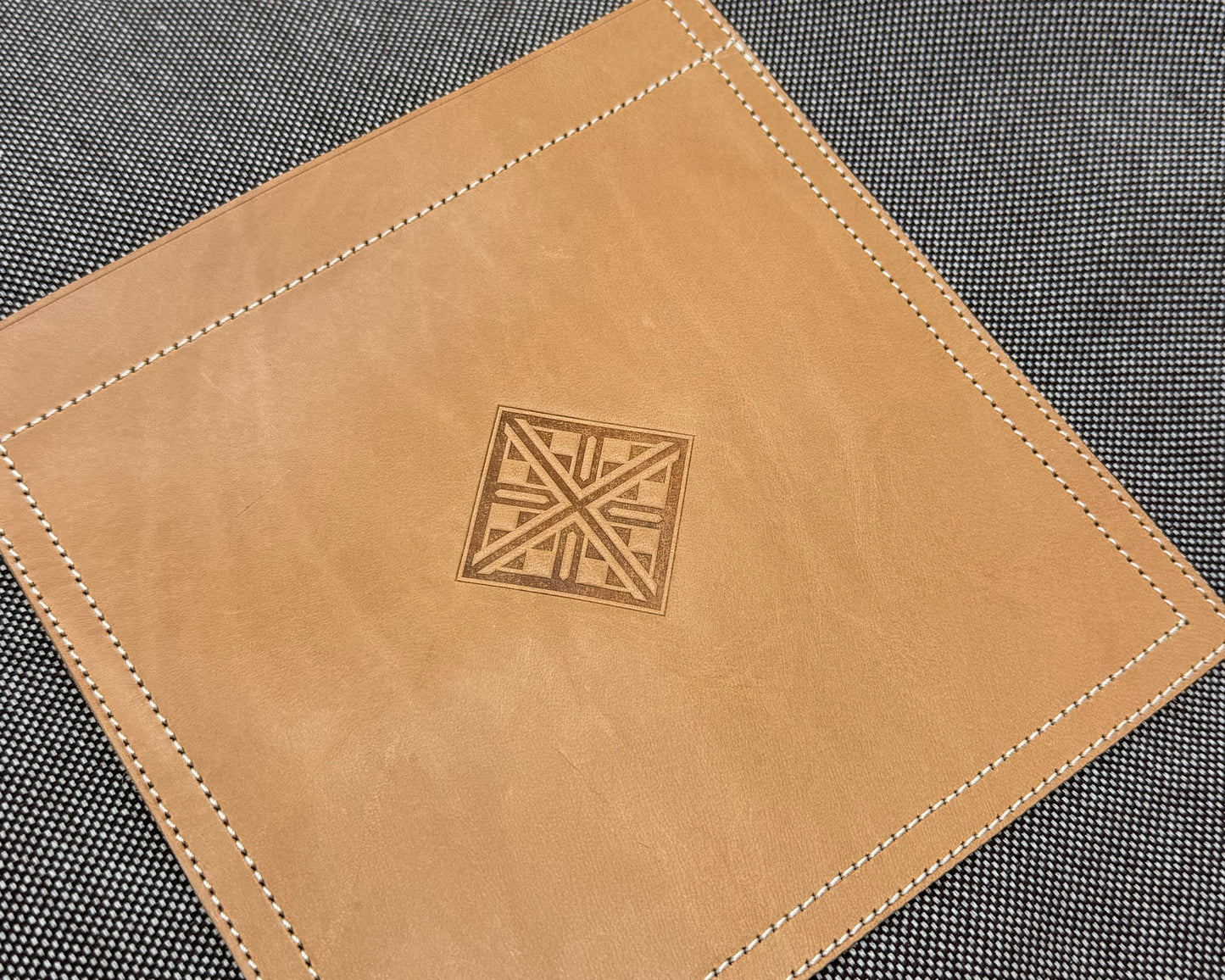 TOTE BAG GM VOYAGE CANVAS CAVIAR MARRON - CANVAS BEIGE - CUIR VEGETAL